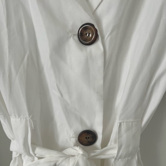 Worn once bell sleeve dress with brown buttons - Picture 3 of 4